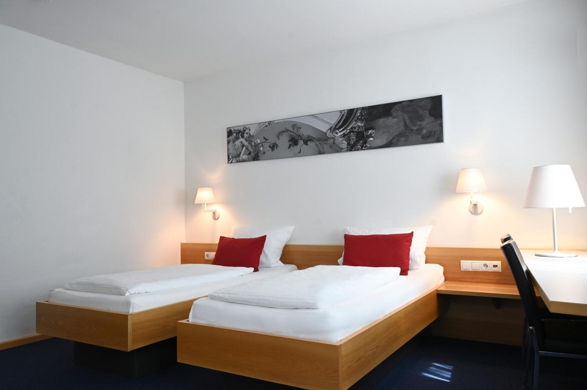 Bildungs- & Tagungshaeuser Vierzehnheiligen Bad Staffelstein Exteriér fotografie