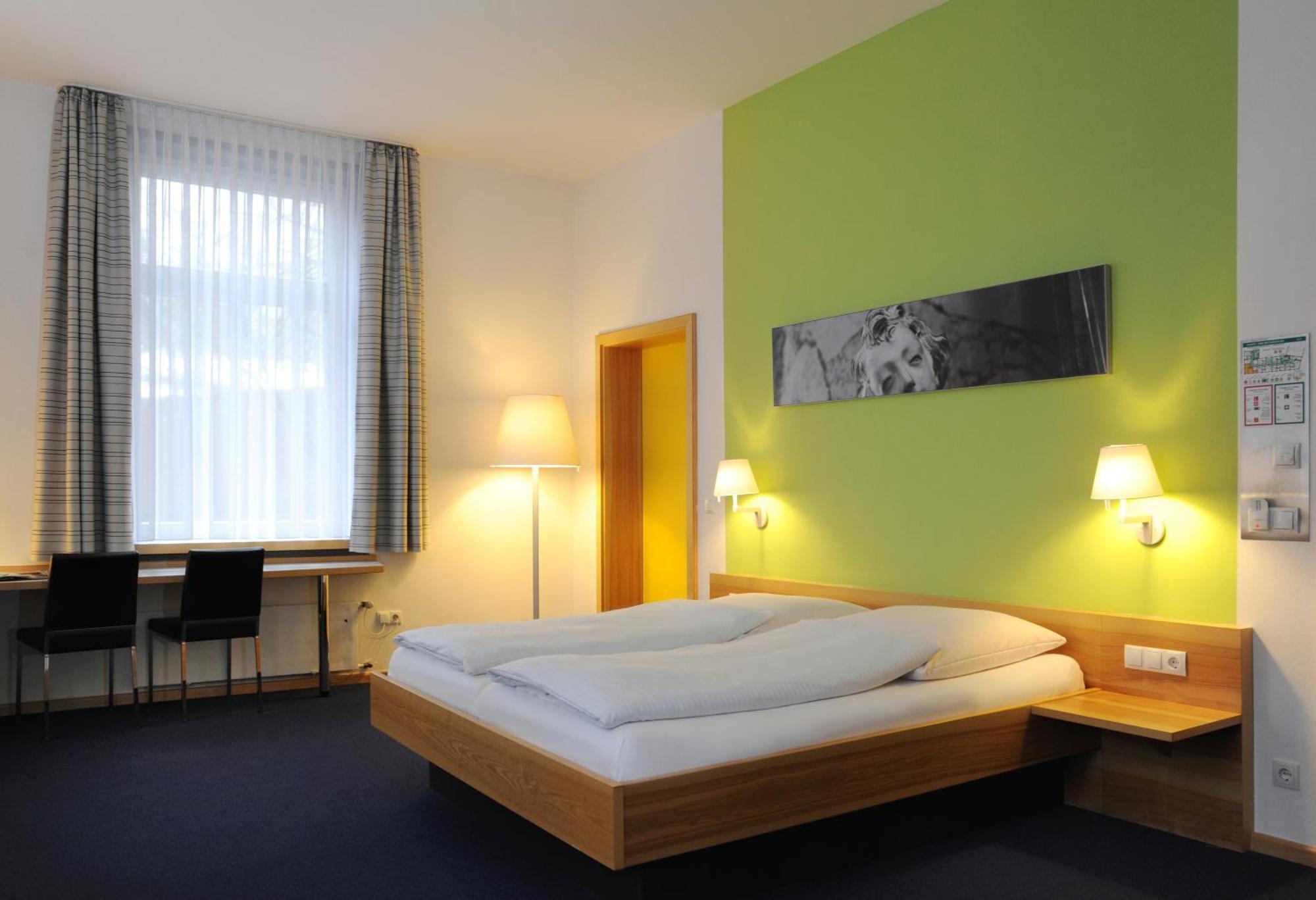 Bildungs- & Tagungshaeuser Vierzehnheiligen Bad Staffelstein Exteriér fotografie